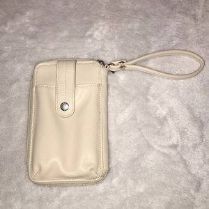 Wristlet
